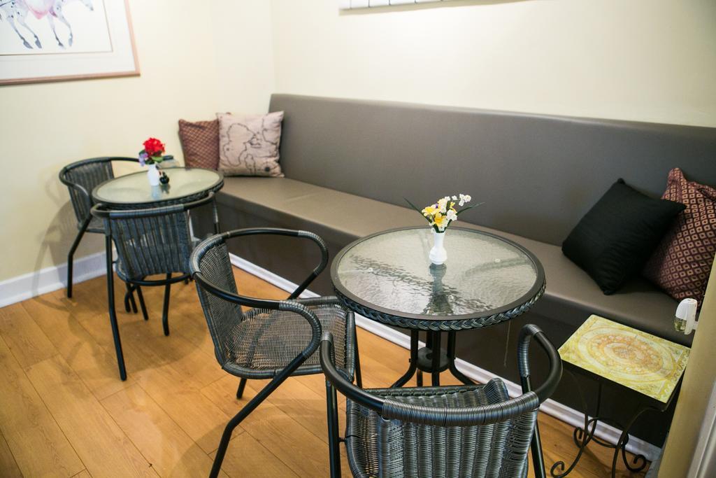 جاتينو Le 227 Laurier B&B المظهر الخارجي الصورة