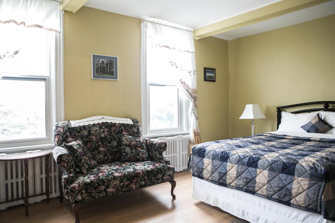 جاتينو Le 227 Laurier B&B المظهر الخارجي الصورة